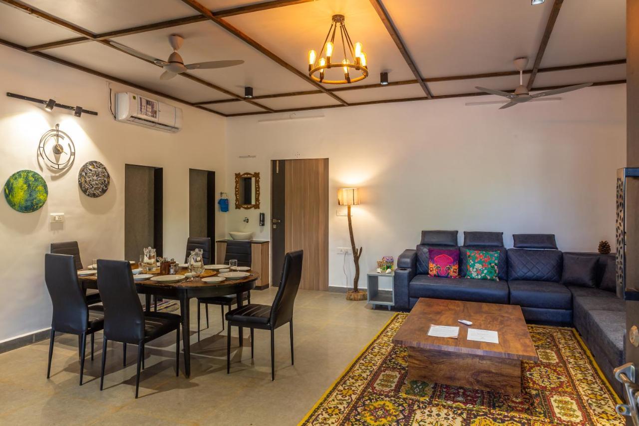 Saffronstays Apricus Farm, Karjat Extérieur photo