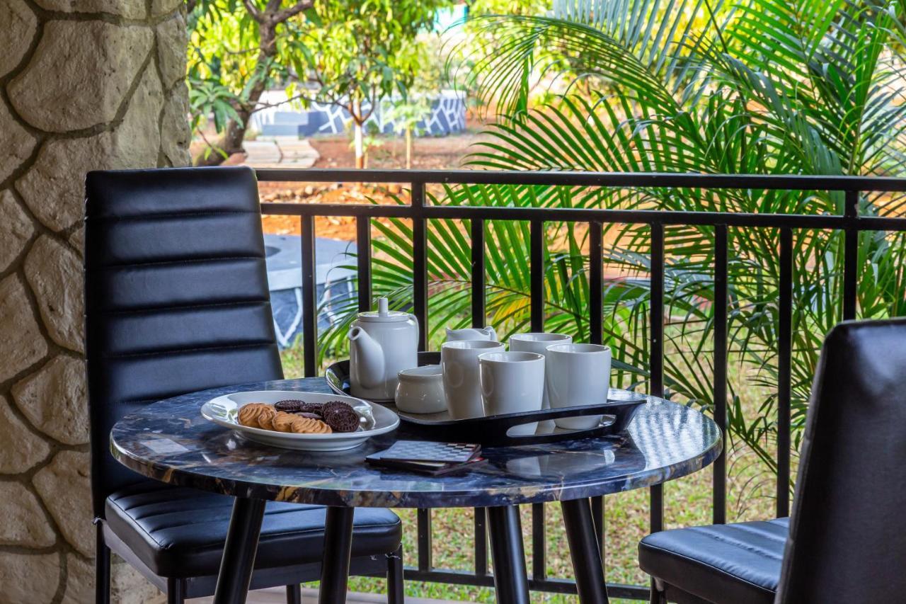 Saffronstays Apricus Farm, Karjat Extérieur photo